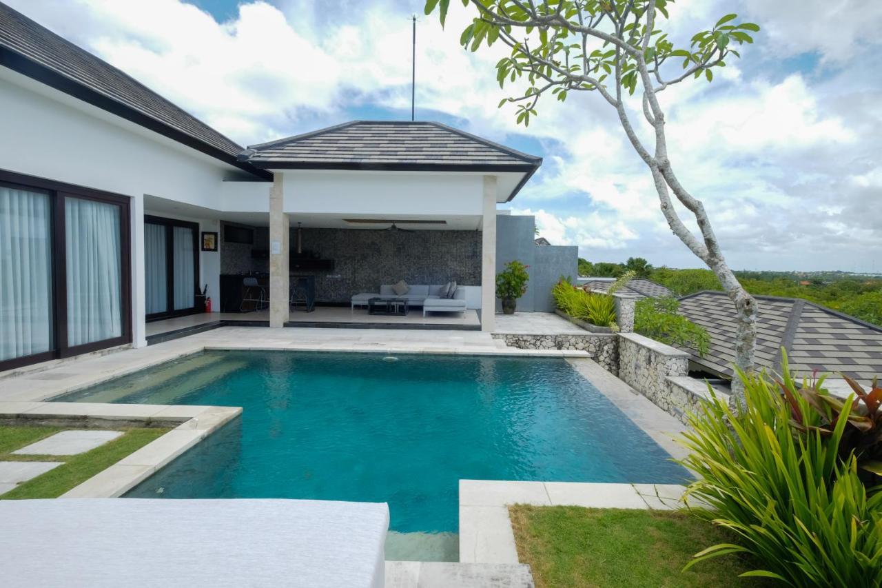Uluwatu Prasana Villas By Arjani Resorts מראה חיצוני תמונה