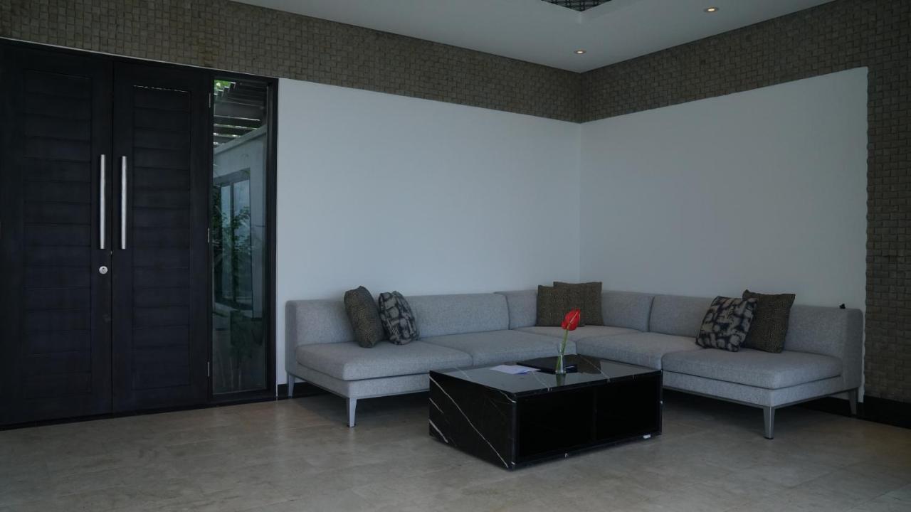 Uluwatu Prasana Villas By Arjani Resorts מראה חיצוני תמונה